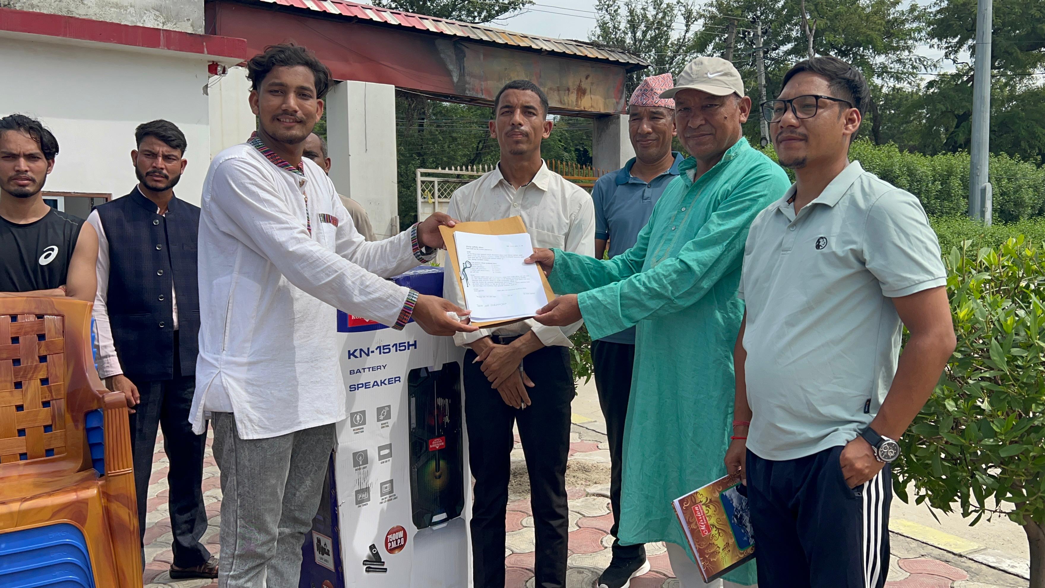 कोहलपुर नगर पुनर्निर्माण सहयोग अपिल सफल समापन, रु. ४१,६७१ बराबरको जिन्सी सामग्री हस्तान्तरण