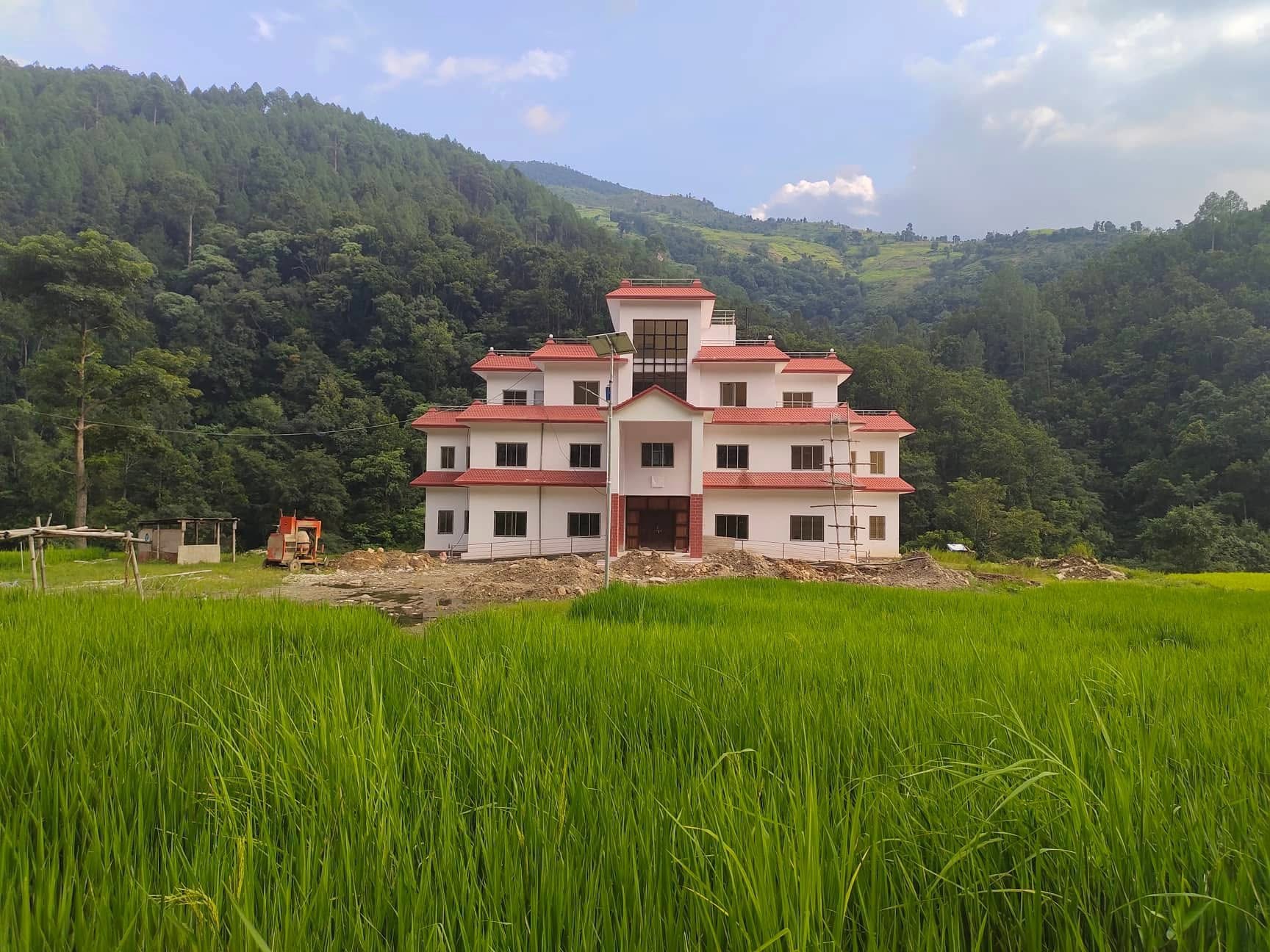 भगवतीमाई गाउँपालिकामा एम्बुलेन्स अभाव, बिरामी बोक्न गाडी पनि नपाइने: राष्ट्रियन्युजका सञ्चालक सिम्रन बिशोकरमा स्वयं पीडित