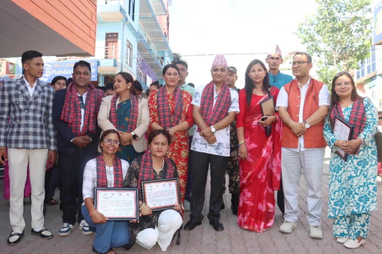 कर्णाली नारी सम्मान समारोह तथा चलचित्र ‘सतिदेवी’को विशेष प्रदर्शन भव्य रूपमा सम्पन्न