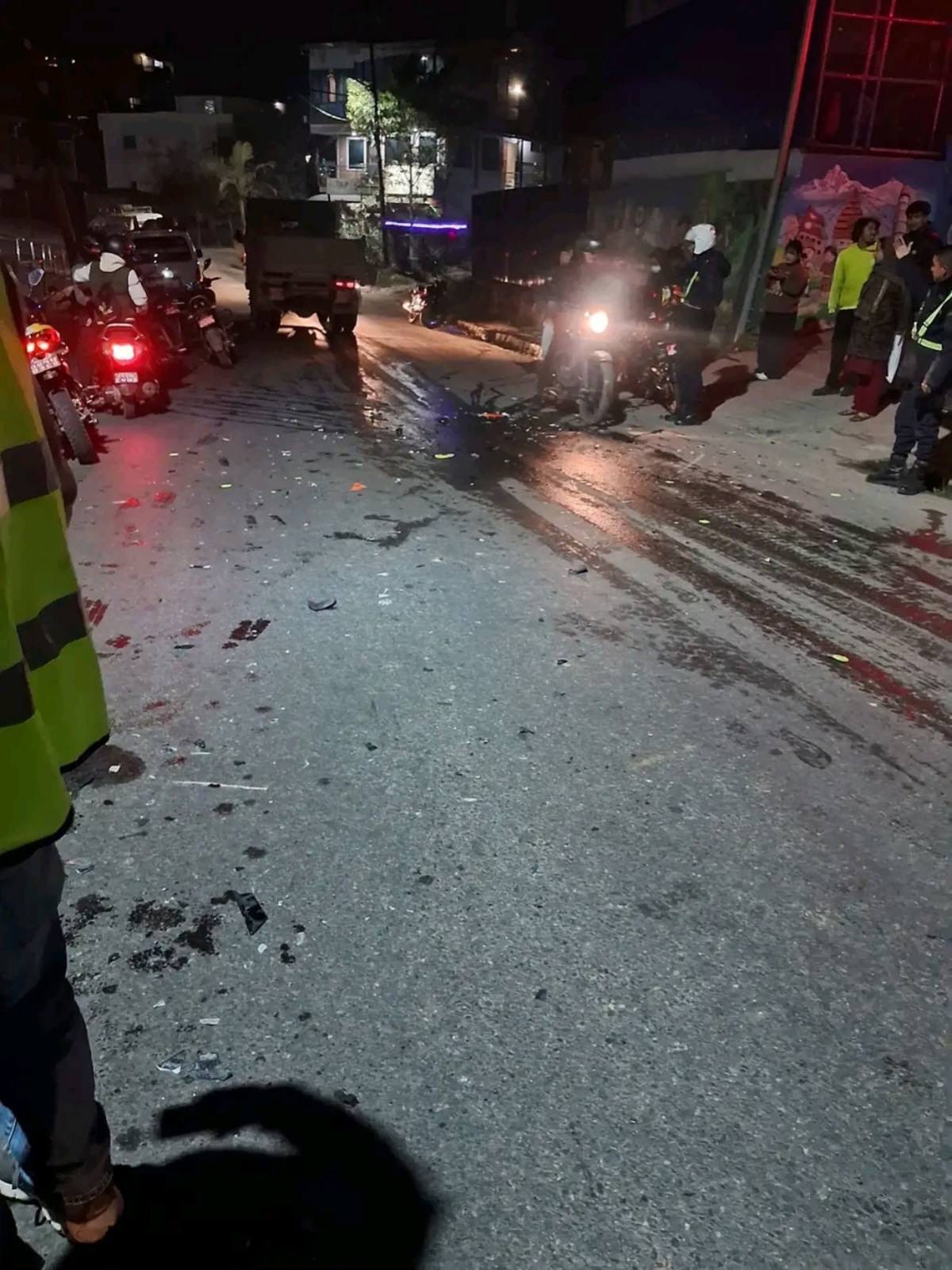 नागढुंगामा दुई मोटरसाइकल ठोक्किँदा एक जनाको मृत्यु, एक घाइते